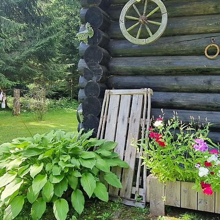Atsikivi Puhketalu Haademeeste Exterior foto