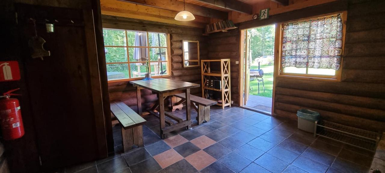 Atsikivi Puhketalu Haademeeste Exterior foto